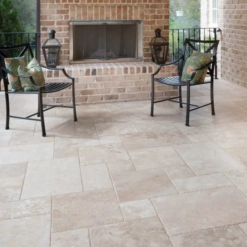 Tuscany Beige Pattern Honed-Unfilled-Chipped Travertine Floor and Wall Tile (16 Sq Ft)