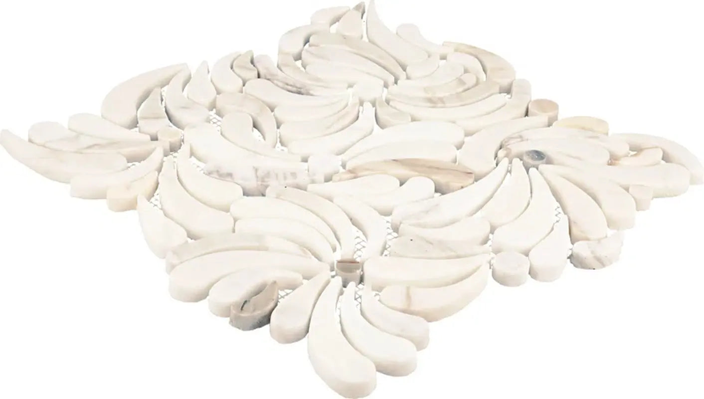 Lavaliere Natural Stone Windblown Mosaic (10 PC per Carton) (10.20 SQFT per Carton)
