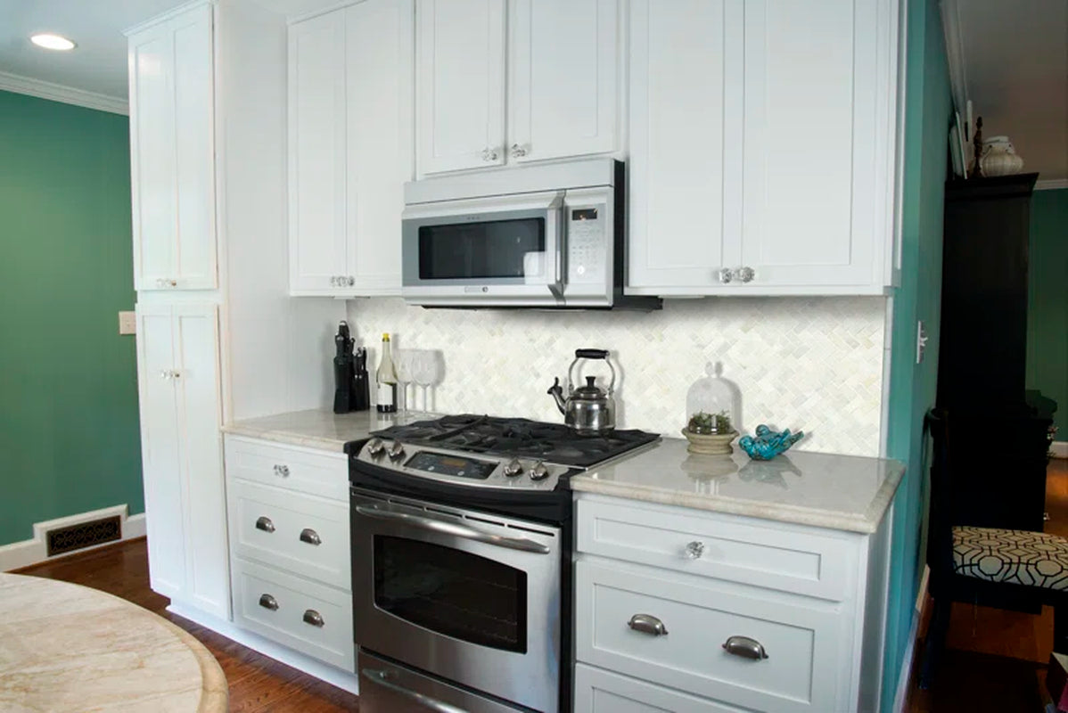Greecian Herringbone Polished Glass/Stone Mosaic Tile in White